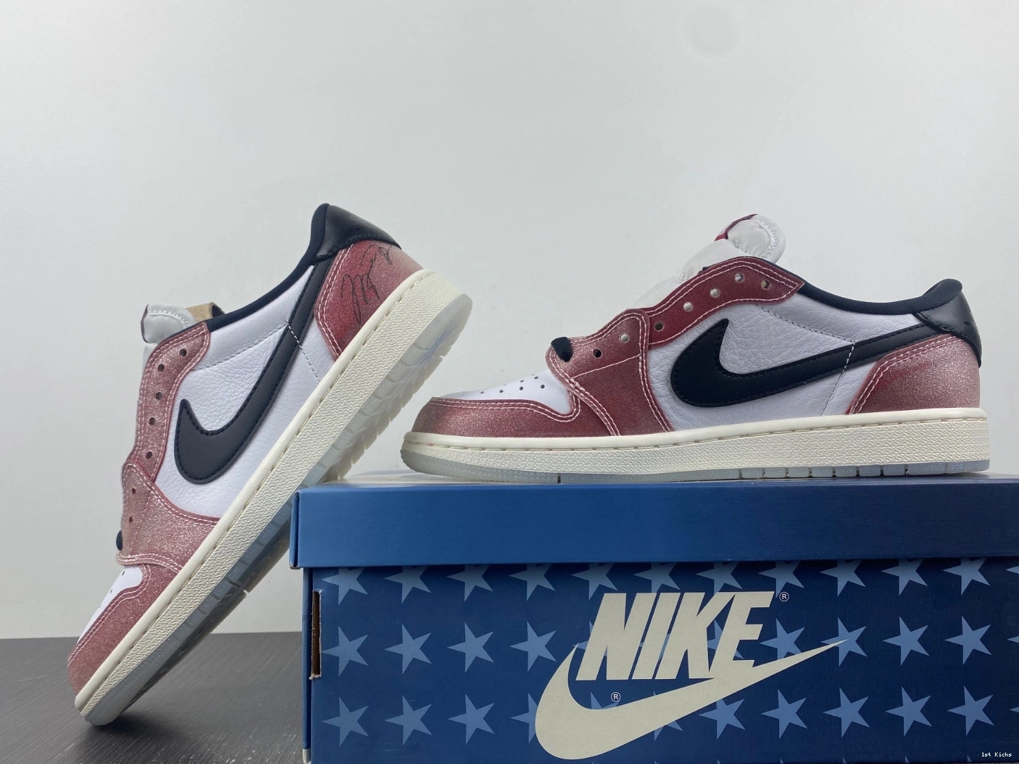 Trophy x 1 'Red Black' Air FN0432-017 OG Jordan Low Room 0225